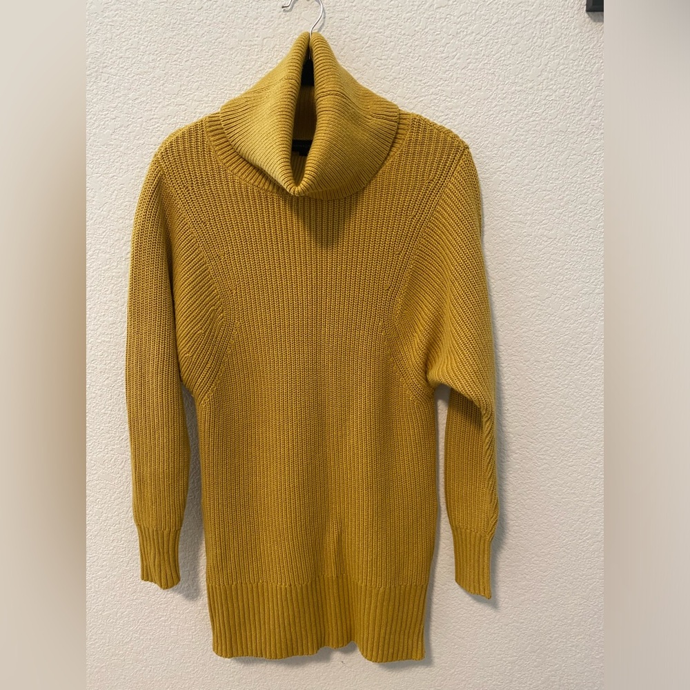Banana Republic Women Pullover Tunic Turtleneck Sweater in Size S